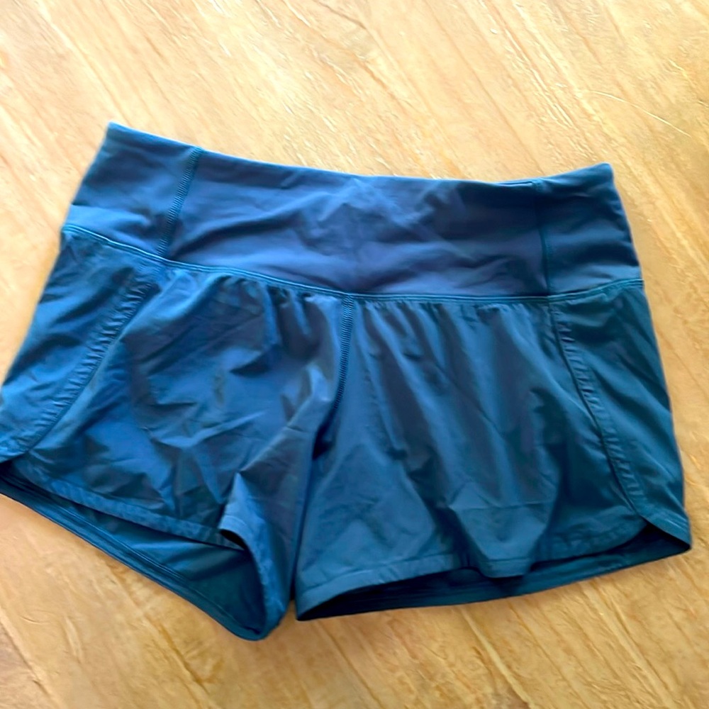 Lululemon run times shorts size 4